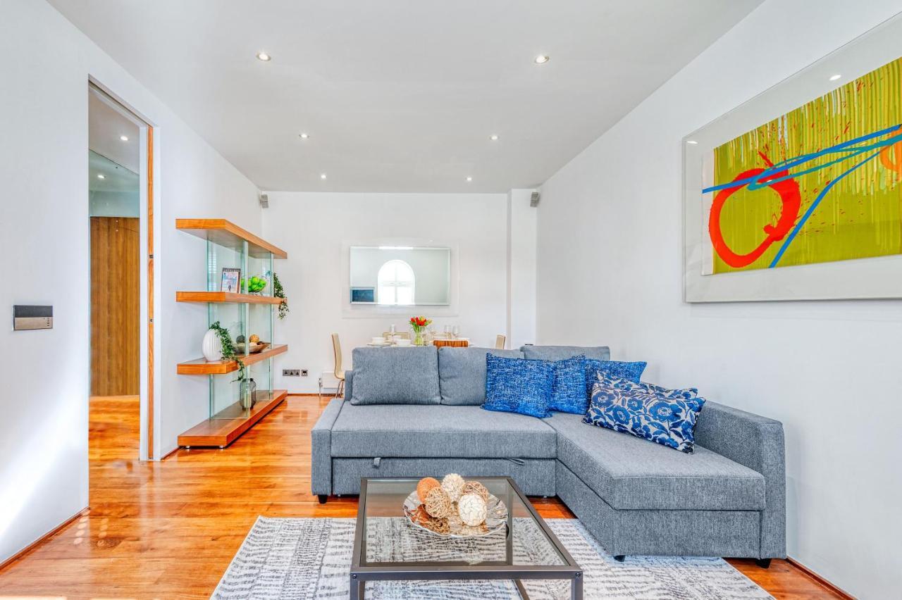 Modernized South Kensington Apartments Лондон Экстерьер фото