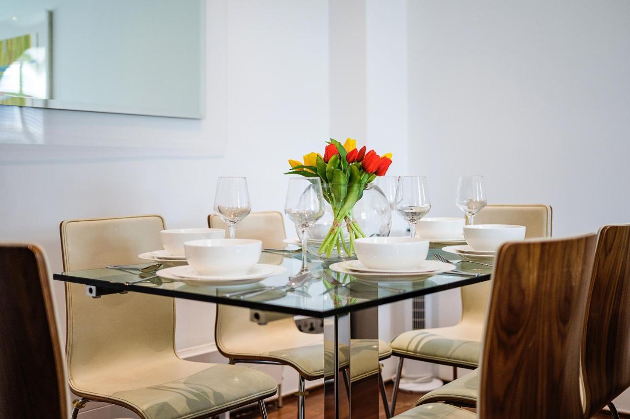 Modernized South Kensington Apartments Лондон Экстерьер фото