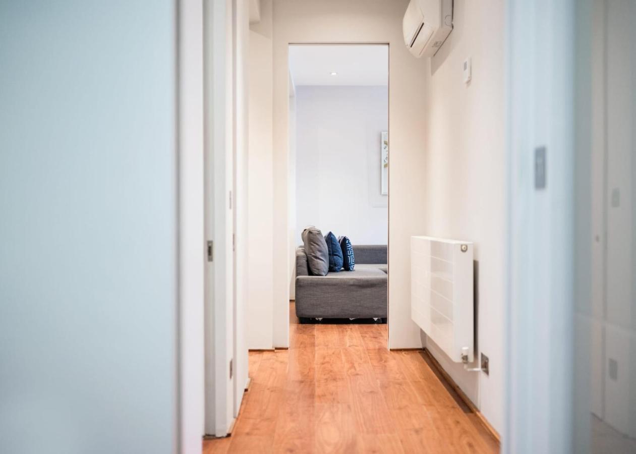 Modernized South Kensington Apartments Лондон Экстерьер фото