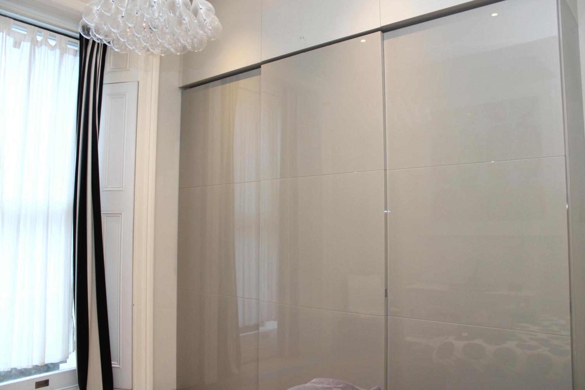 Modernized South Kensington Apartments Лондон Экстерьер фото