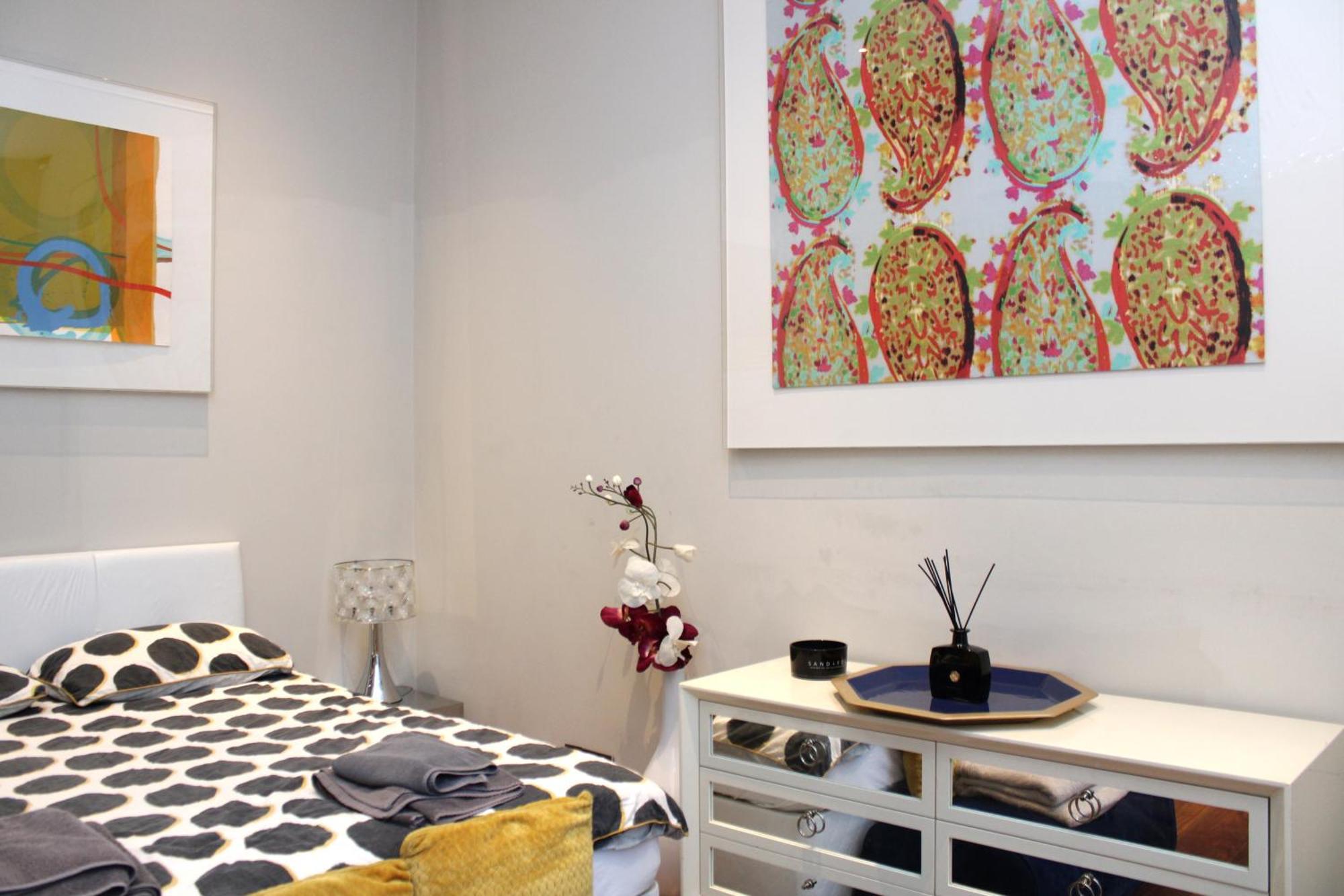 Modernized South Kensington Apartments Лондон Экстерьер фото